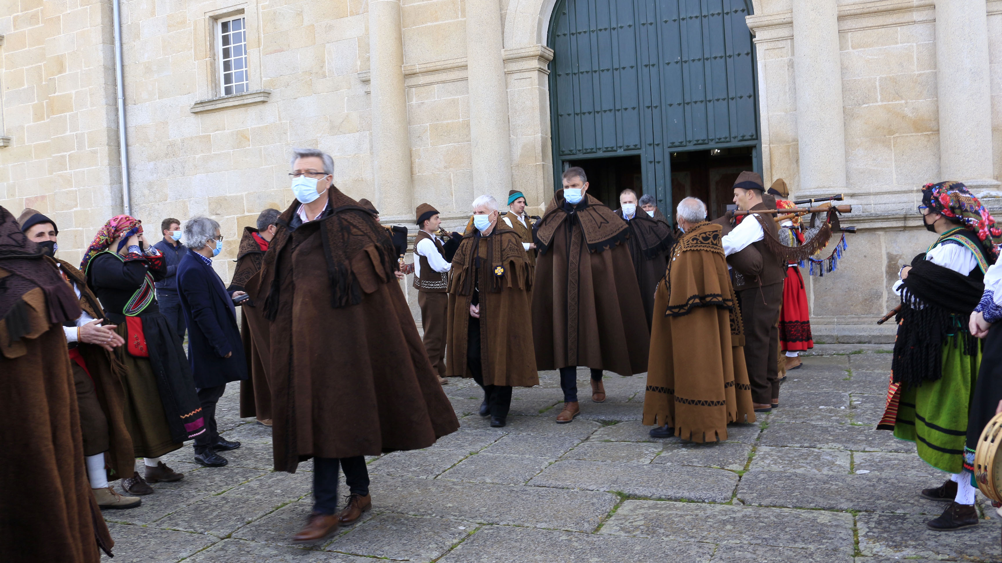 Exaltação da Capa de Honras voltou às ruas de Miranda do Douro Rádio