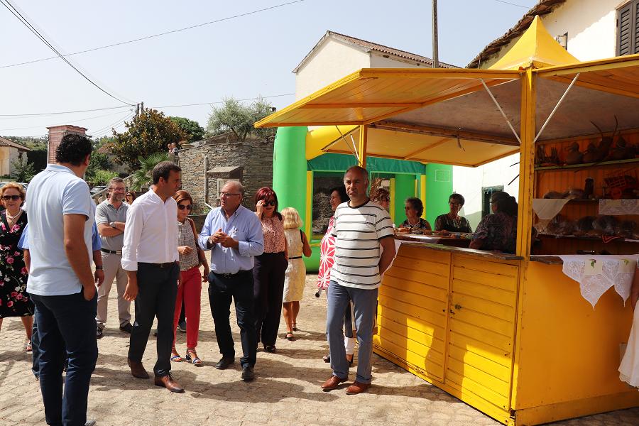 Macedo do Mato promove produtos da terra na feira do Azeite e do Pão